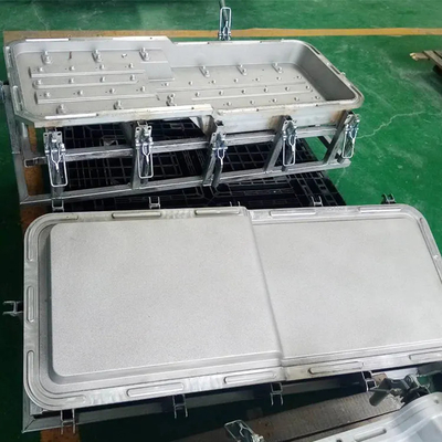 Khuôn đúc quay nhôm tùy chỉnh Bề mặt nhẵn Máy làm khuôn Roto