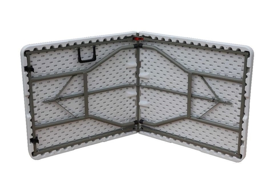 Bàn gấp nhựa di động ngoài trời 5 feet Bàn trắng hoang dã 4 người