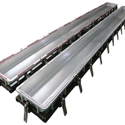 Công cụ đúc khuôn quay bằng nhôm OEM Khuôn rào cản giao thông bằng nhựa