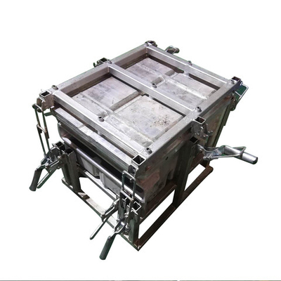 Khuôn đúc xoay tùy chỉnh, Khuôn đúc bể nước xoay ngang